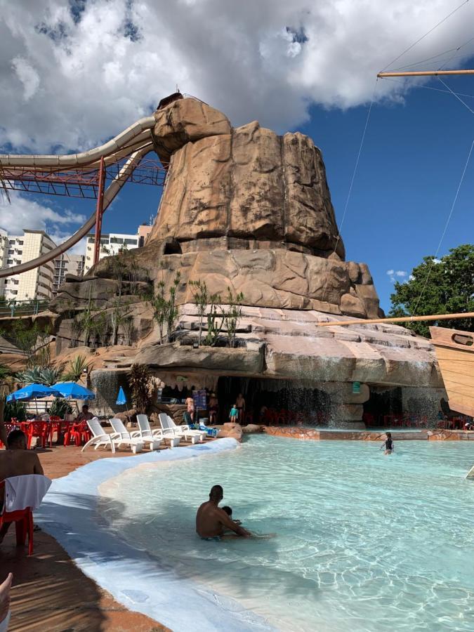 Ferienwohnung Piazza Diroma C/ Acqua Park - Viaggio Locacoes Por Temporada Caldas Novas Exterior foto